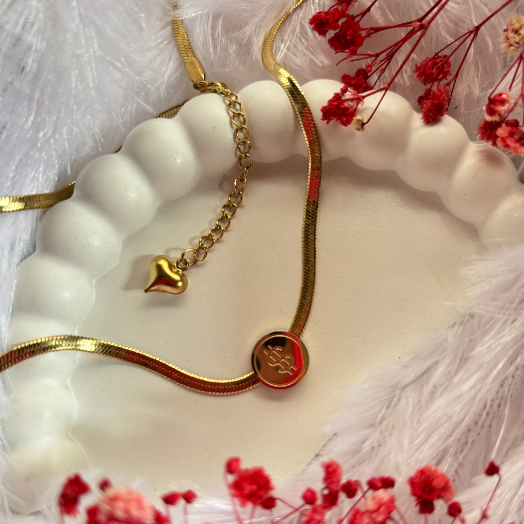Cash Queen Necklace