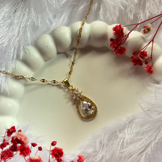 Crystal Dew Necklace